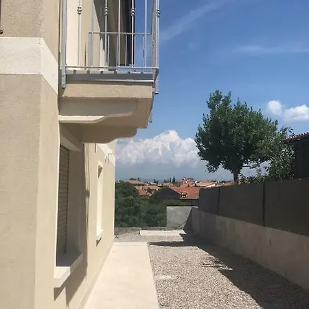 Homelyfeeling 卡斯特努沃德加尔达