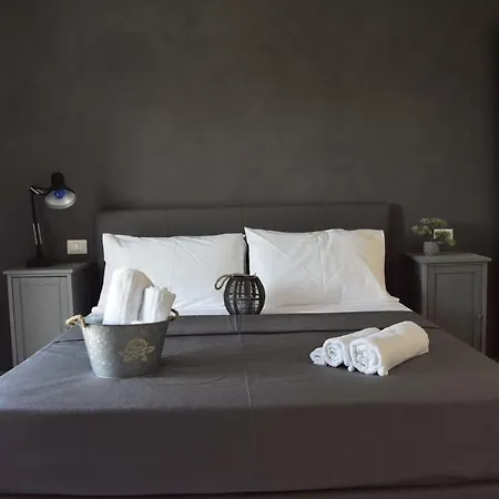Homelyfeeling 度假居 卡斯特努沃德加尔达