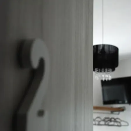Homelyfeeling 度假居 卡斯特努沃德加尔达