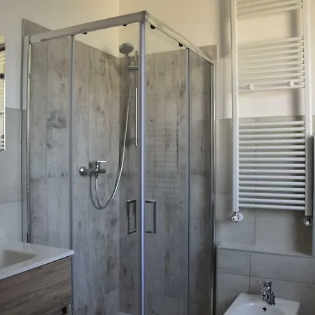 Homelyfeeling Hébergement de vacances Castelnuovo del Garda