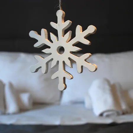 Homelyfeeling * カステルヌオーヴォ・デル・ガルダ